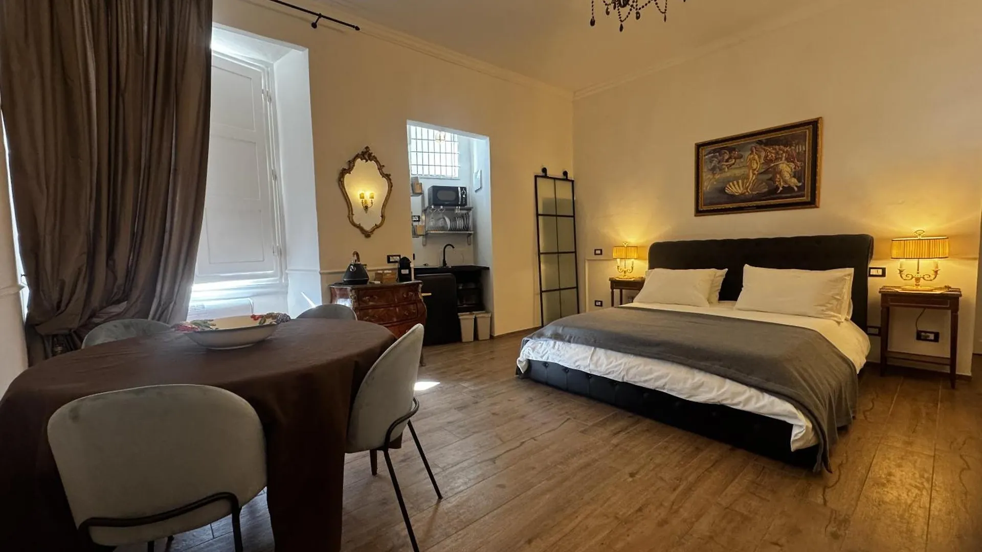 Apartment Maison D'Alice Florence Italy